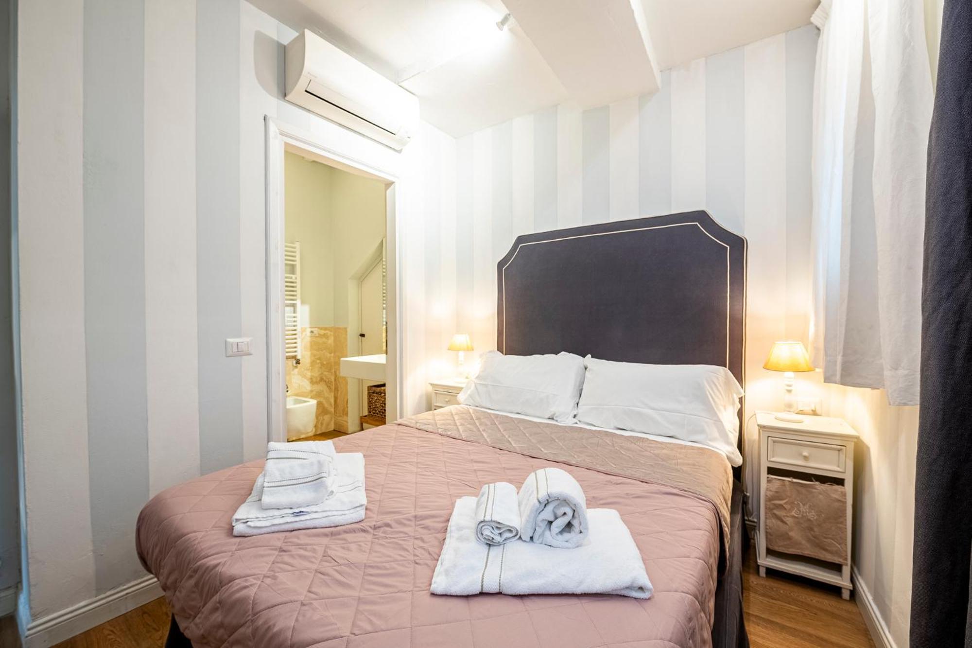 Suite In Pz. Michelangelo: Due Camere Con Due Bagni Firenze Bagian luar foto